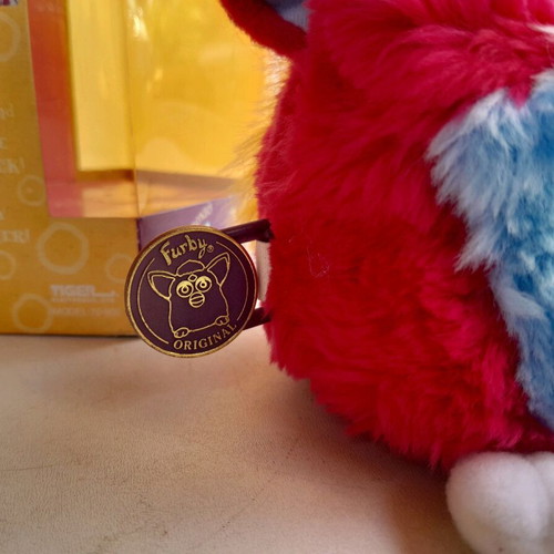 Furby Sherbet 1999 Tiger Electronic new, first generation, pink and blue