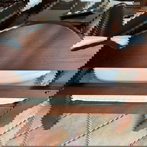 Χειροποίητο σαλόνι σετ με τετραθέσιο καναπέ, 3 πολυθρόνες, 2 σκαμπό και τραπεζάκι με τζάμι σαν καινούργιο