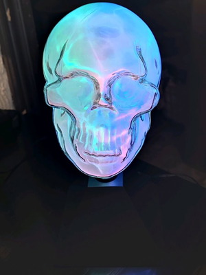 Decorative lamp skull like new, interactive with color effects