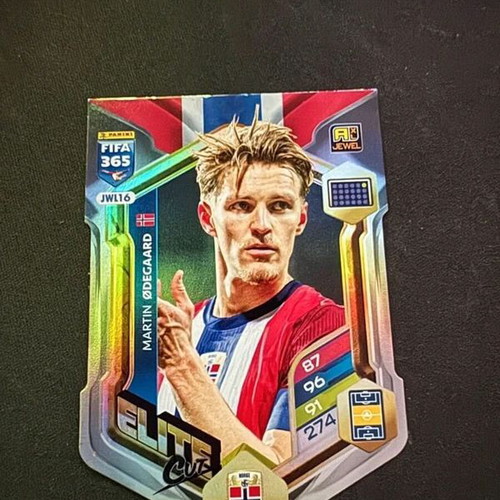 Topps Uefa Champions League Soccer 2021-22 stickers like new with extra
