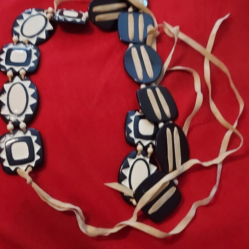Boho style belt like new, bone material, 92cm, reversible
