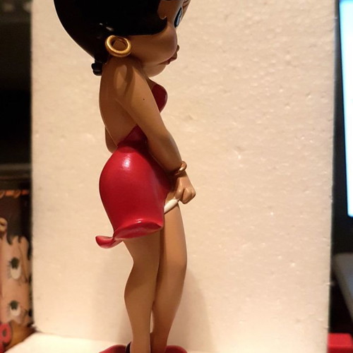 Betty Boop Electric Tiki collectible figure new