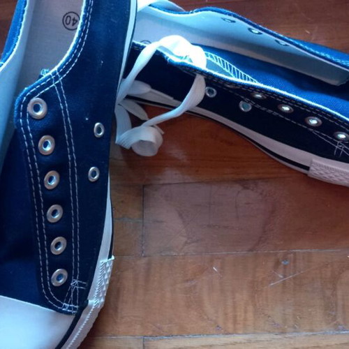 Starakia new, blue size 40 and red in good condition size 37