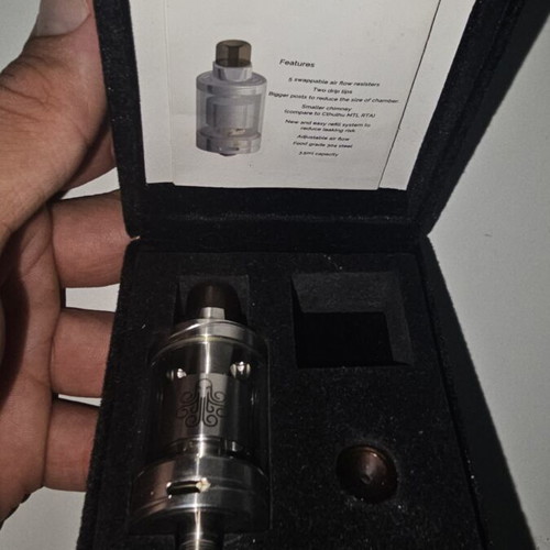 Vape atomizers Hustur good condition and Windforce like new with accessories