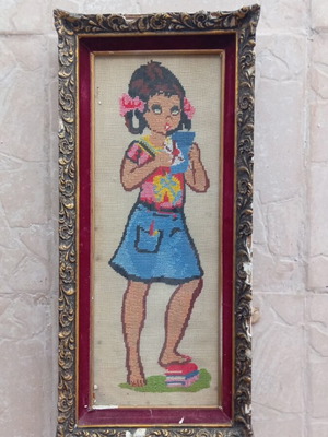 Χειροποίητο κέντημα κορίτσι μεταχειρισμένο σε κορνίζα 25x56