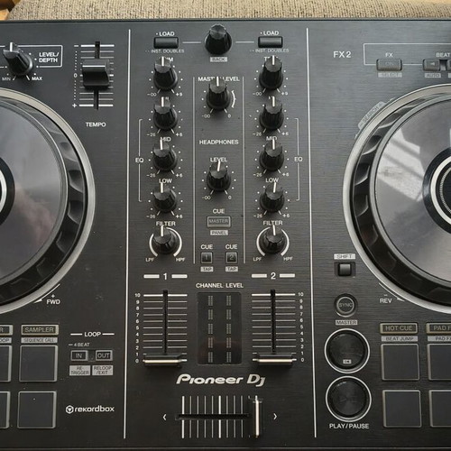 Pioneer DDJ-RB DJ controller with Rekordbox 5 serial