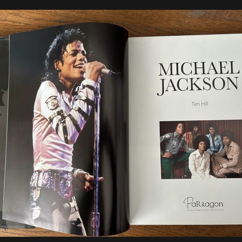 Michael Jackson The Man in the Mirror Book and Time Magazine used