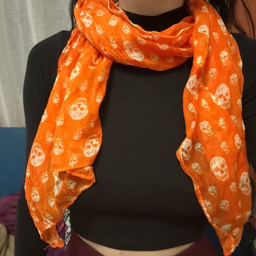Scarf with pattern like new, beige and pink