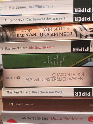 Books like new, pack of 12, German language