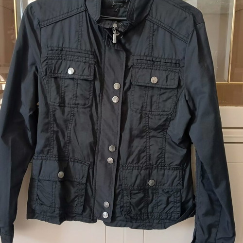 Stradivarius women's windbreaker jacket like new, black, size L