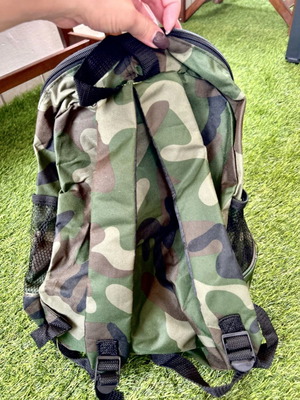Backpack camouflage pattern, like new