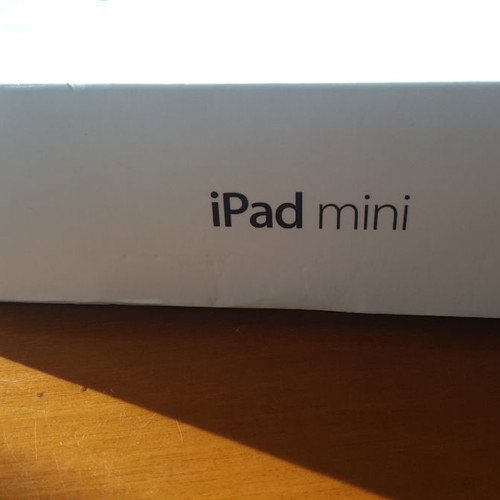 iPad Mini WiFi 16GB used, white, Model A1432