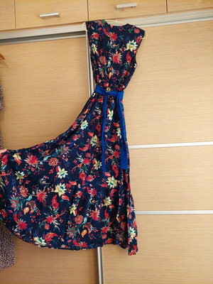 BMC long floral dress size S used, blue