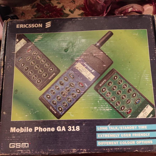 Ericsson GA318 mobile phone like new