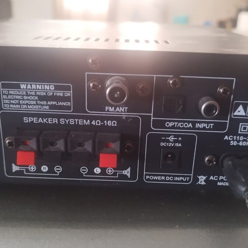 Mini Bluetooth amplifier AK55 like new with multiple inputs