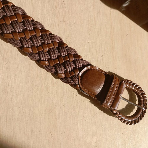 Adjustable woven belt brown like new