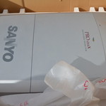 Προβολέας Sanyo καινούργιος, πολύ μεγάλος για επιφάνειες