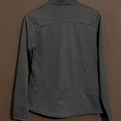 Jack Wolfskin softshell jacket with Stormlock, like new, size Medium