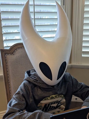 Hornet mask new, printed in real child size