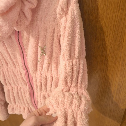 Benissimo women's pink fur jacket like new with gathers and strass