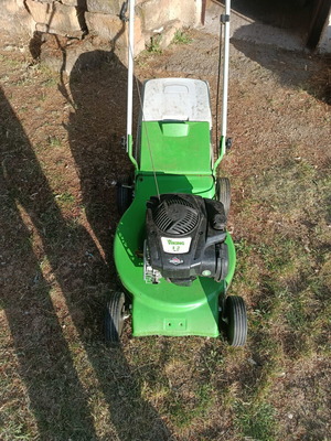 Viking Lawn Mower like new