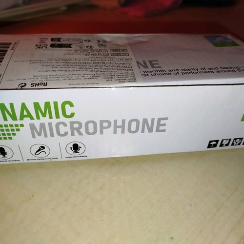 Dynamic microphone model E120 like new for speeches and karaoke