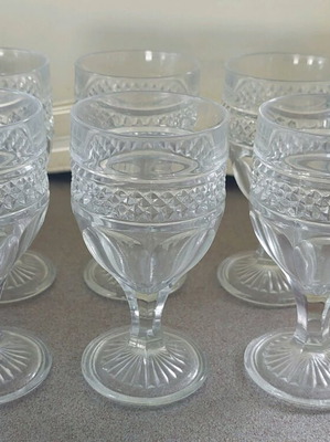 Vintage glassware like new, set of 6 glasses