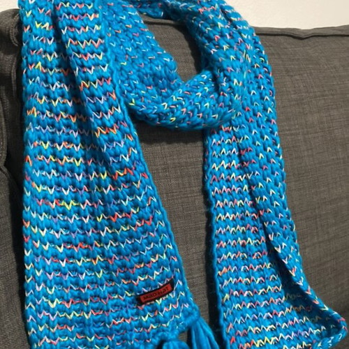 Mad hat scarf like new, blue
