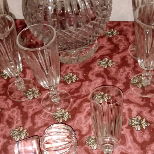 Crystal set for vintage 60s liqueur