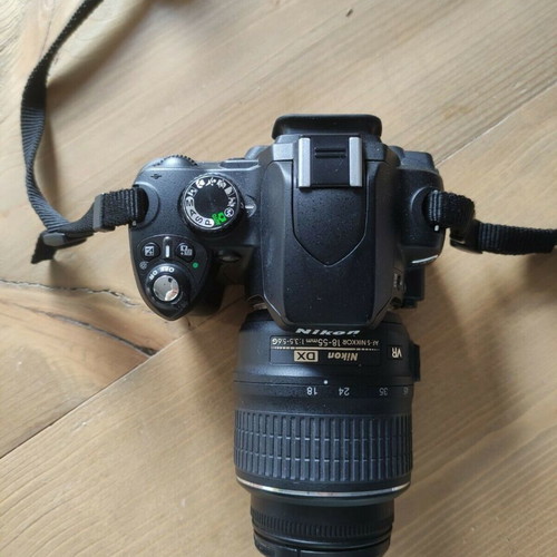 Nikon D60 kit 18-55mm vr like new with accessories