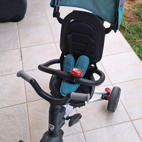 Qplay Nova Nielo petrol tricycle like new, aluminum frame