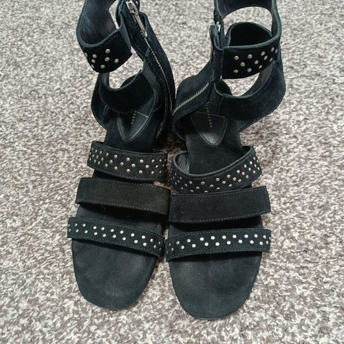 Glamazons black sandals like new