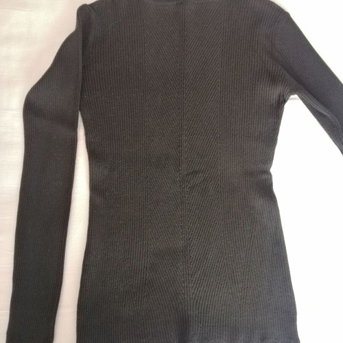 Italian pullover size S-M like new, black