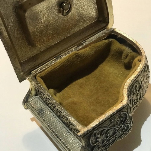 Winding miniature piano used, musical and jewelry box