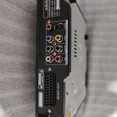 DVD player used in good condition