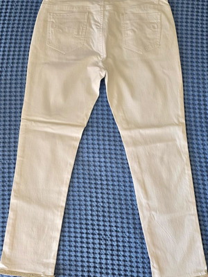 Foglie Rosse white jeans size XXL with rhinestones