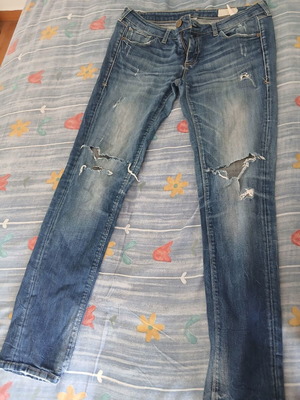 BSB Jeans women's blue distressed jeans XL like new