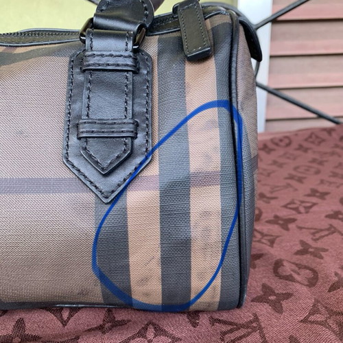 Berburry handbag like new, small size
