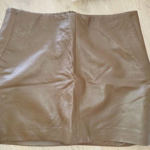 Zara faux leather skirt like new, mini brown size XS