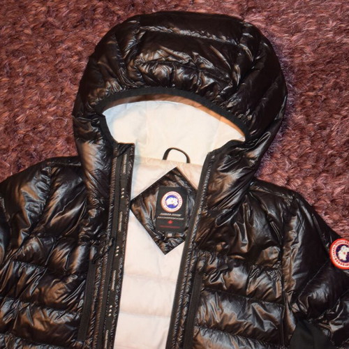 Canada Goose HyBridge Lite Hooded Down women's jacket used, size M, black