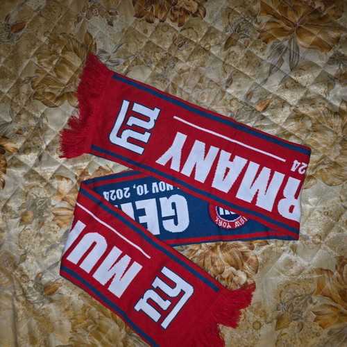 Official New York Giants fan scarf like new, match edition
