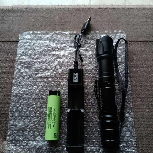 High-quality laser with USB charger and rechargeable 18650 battery