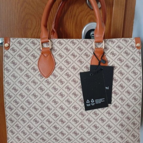 Handbag and shoulder bag, beige and brown