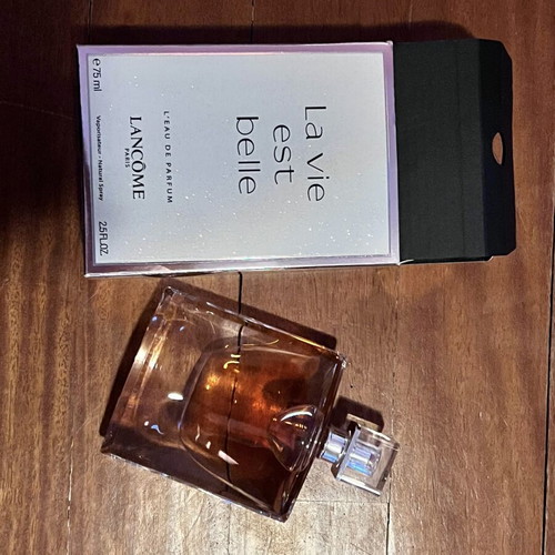 La Vie Est Belle Eau de Parfum 75ml like new