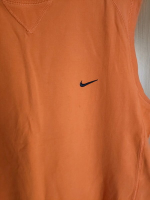 Αθλητική αμάνικη μπλούζα Nike μεταχειρισμένη, πορτοκαλί, μέγεθος S/M