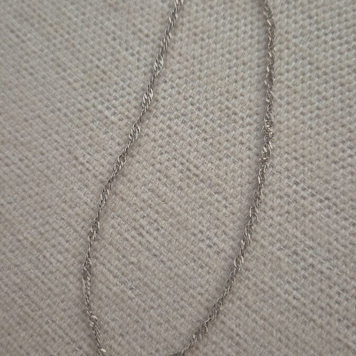 Anklet chain like new, silver color, steel