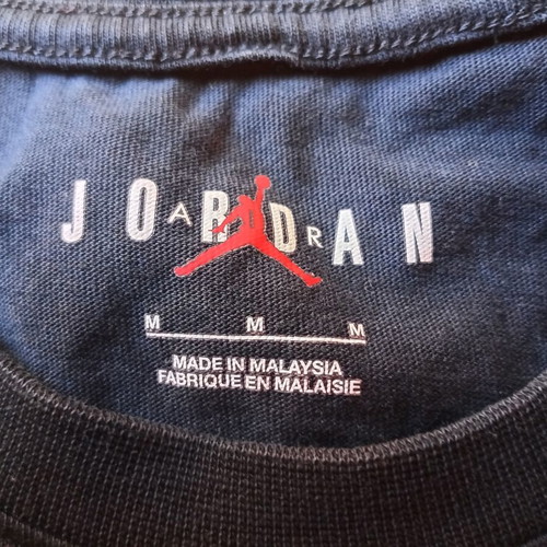 Jordan T shirt medium black like new