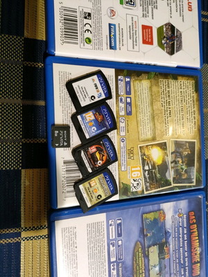 Ps Vita 4 употребявани игри с 8 GB карта памет