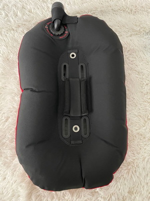 Hollis S38 single tank diving wing