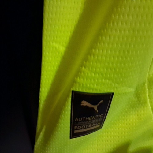 Borussia Dortmund jersey new, size Large